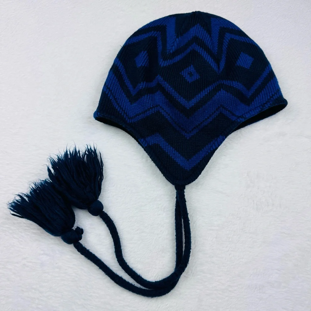 Columbia Youth Tassel Beanie Blue Geometric Pattern. Outdoor Ski Hat. One size.